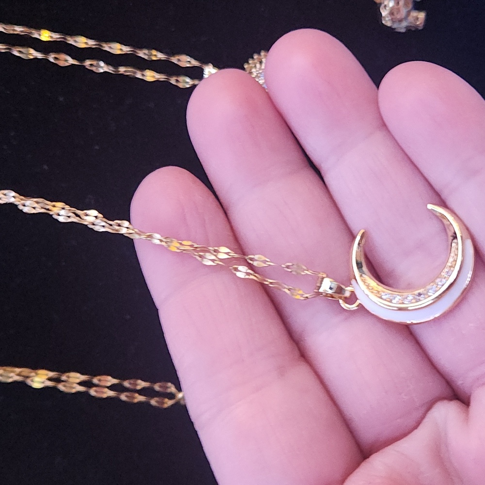 Oil Moon Necklace bling